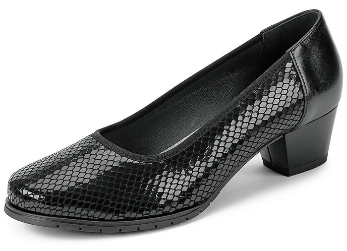 Pumps van rundlakleer en nappaleer met reptielreli&euml;f ZWART