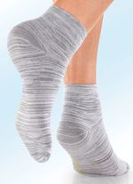 Set van zes sokken die ademend en superzacht zijn 