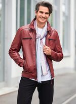 Kort leren jack met twee binnenzakken 