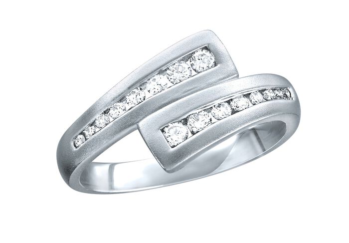 Platina damesring met loepzuivere briljanten 