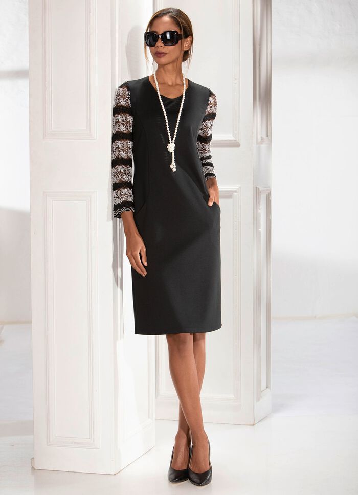 Jurk met zilverkleurige decoratieve quilting 