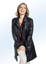 Lange jas met een elegante lasercut 