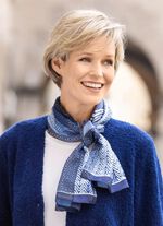 Sjaal met fantasiemotief 