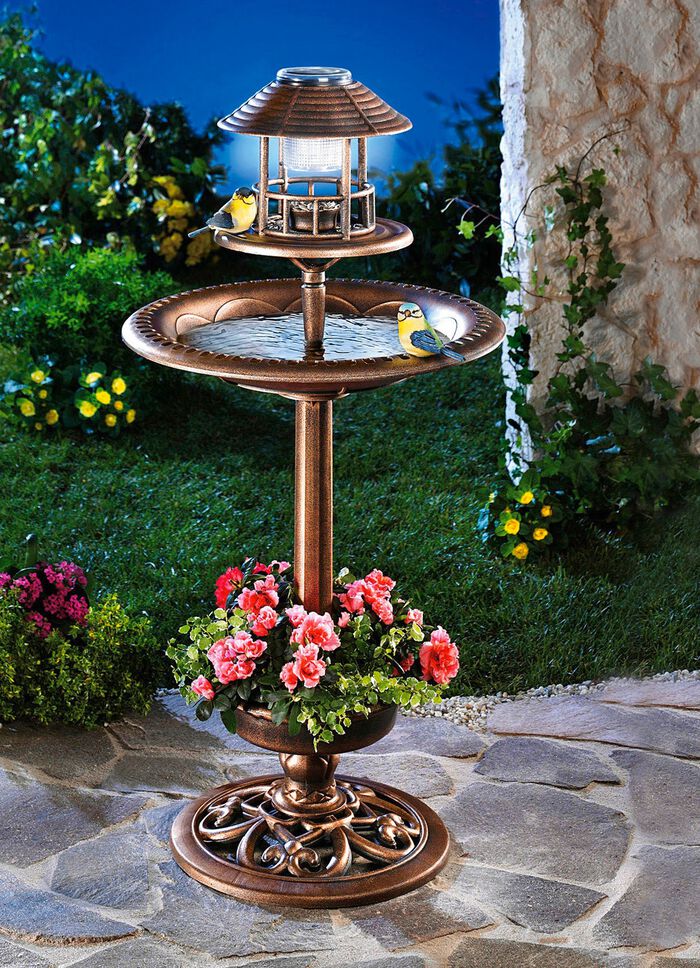 Nostalgisch vogelbad 