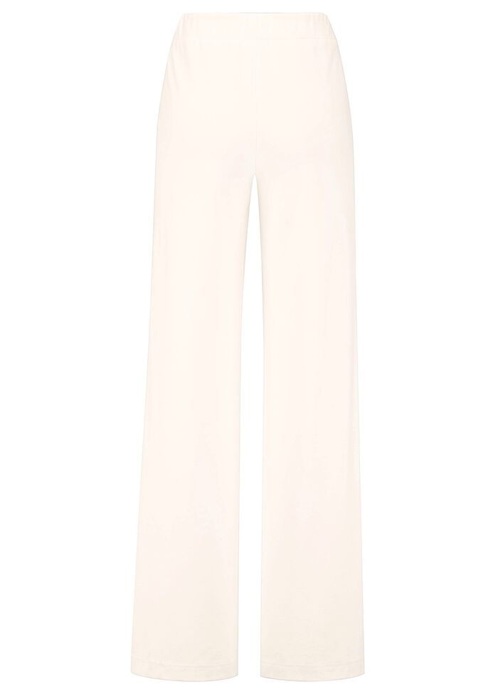 Broeken in modieuze breedte 