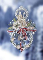 Raamdecoratie van echt kantwerk uit Plauen 