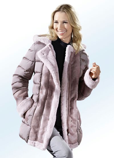 Jas in heerlijke materiaalmix 