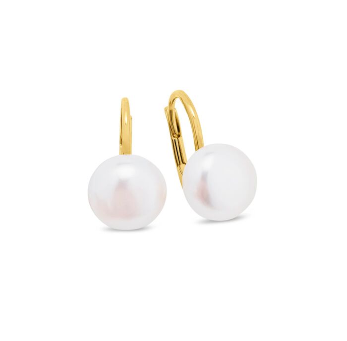 Klassieke oorbellen met gekweekte zoetwaterparels 