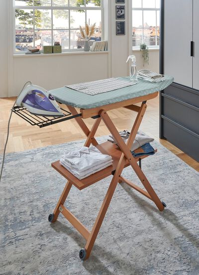 Strijkplank van massief hout 