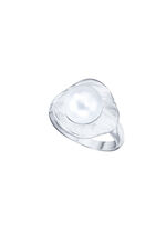 Damesring in Scandinavisch design met zoetwater gekweekte parel 