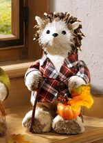 Egel gemaakt van raffia, natuurlijke kegels en hout BRUIN