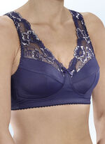 Bh met elastisch kant aan de voorzijde 