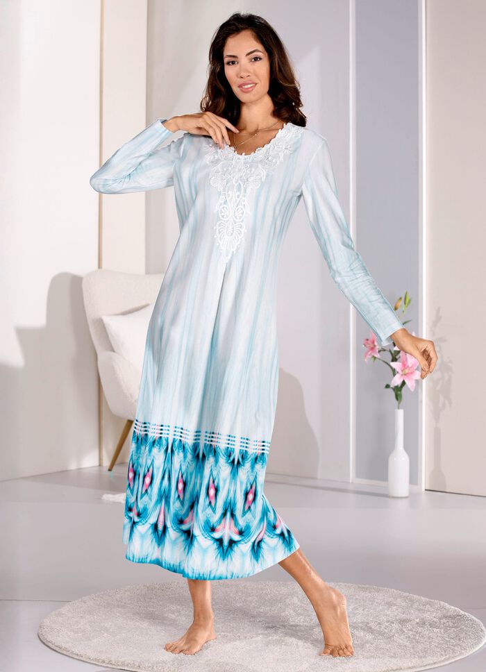 Enkellange Laurina nachtjurk met kantmotief 