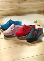 Pantoffels van wolvilt 