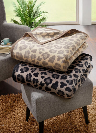 slaapdeken met velours rand  slaapdeken met velours rand