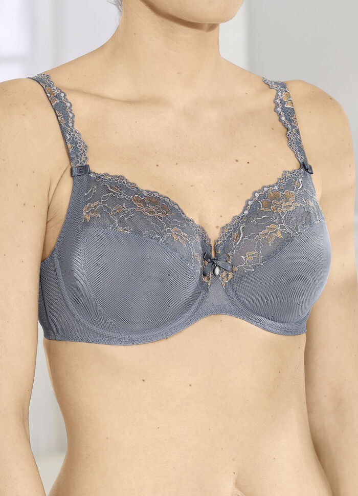 Roze Faia beugelbh met geborduurde elastische kant 