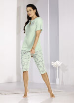 Set van twee pyjama's met korte mouwen en een kuitlange broek 