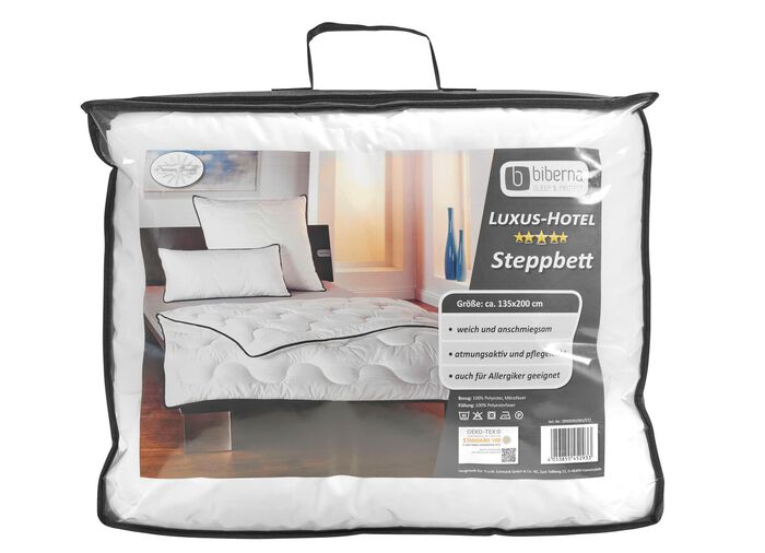 Beddengoedserie van Biberna met zwarte bies 