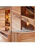 Bed met opbergruimte in het hoofdbord 