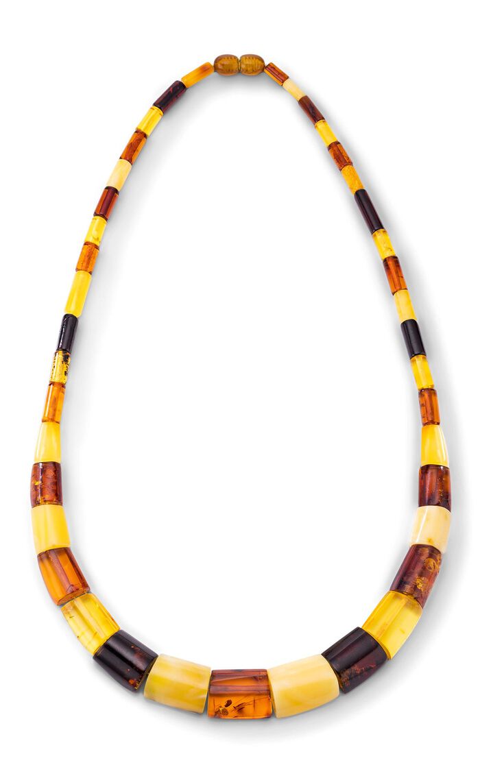 Halsketting met echt barnsteen in de loop 