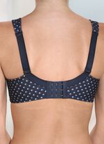 Susa bh met een mooi stippendessin 