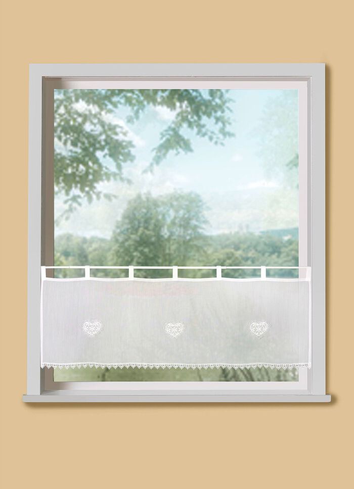 Korte jaloezie&euml;n met gehaakte randen 