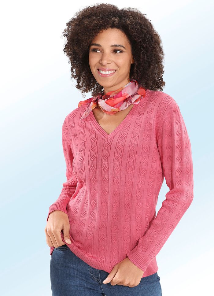 Trui met een mooi kabeldessin ZALMROZE