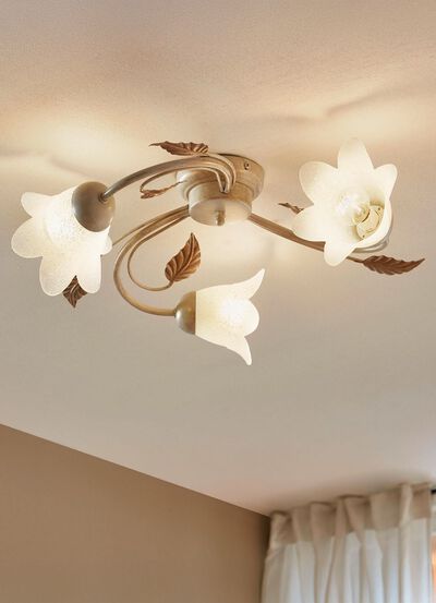 Metalen plafondlamp met glazen kappen 