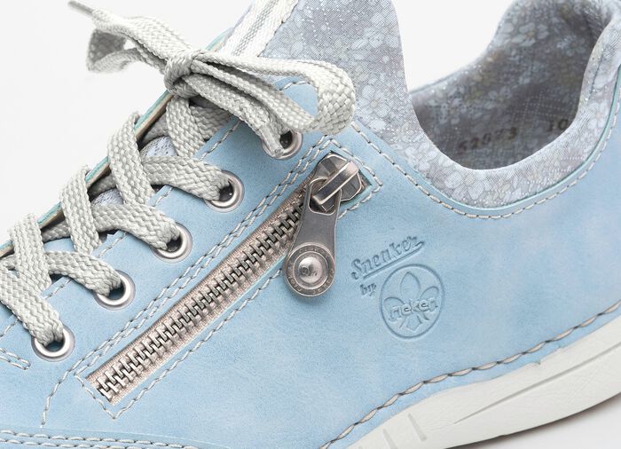 Rieker veterschoen van textiel met bloemenprint en metallic glans LICHTBLAUWGRIJS