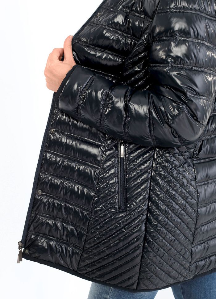 Jas met verschillende quiltvariaties 