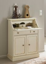 Secretaire met rijke versieringen 