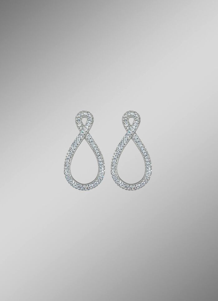 Sprankelende elegantie: oorbellen met kristallen 