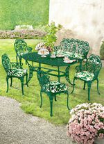 Doornroosje tuinserie gemaakt van massief gegoten aluminium 