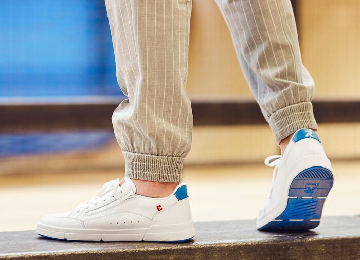 Rieker vetersneakers gemaakt van nappaleer WIT
