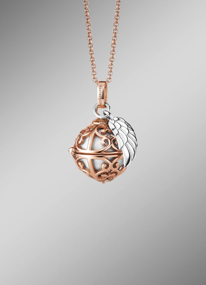 Tijdloze hanger met engelenvleugels 