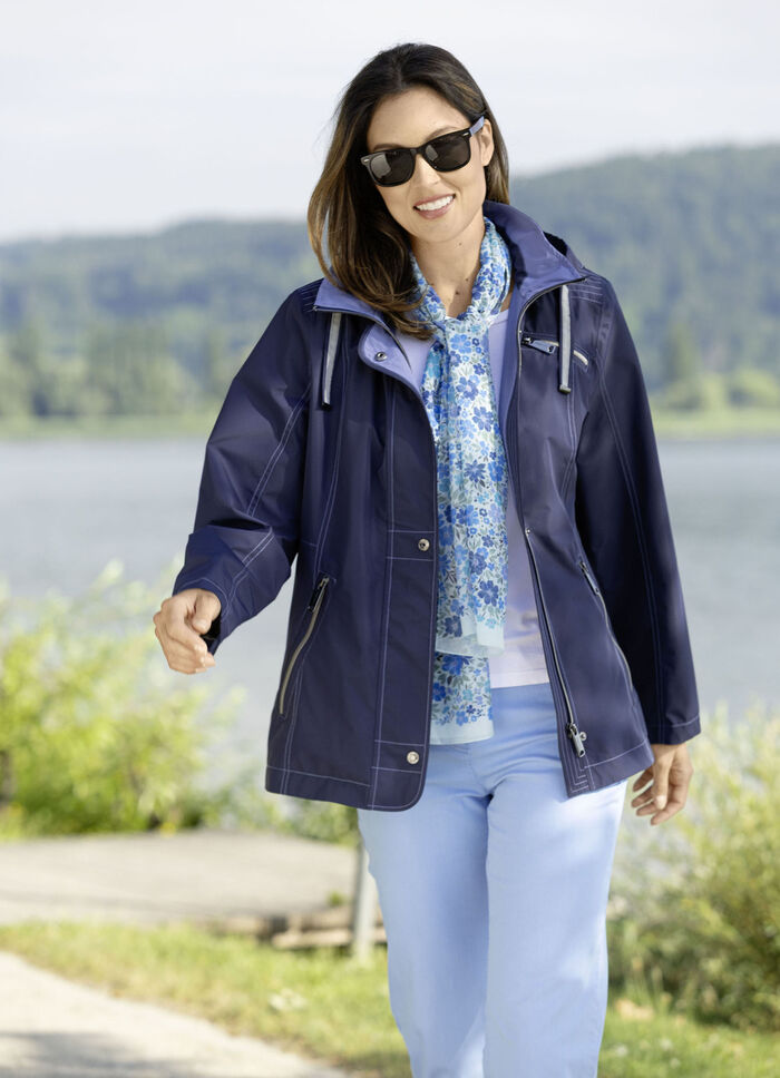 Functionele jas met afneembare capuchon 