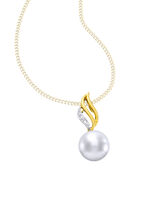 Kettinghanger met zoetwaterparels en diamanten