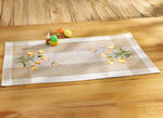 Tafel- en kamerdecoratie met tulpen en vlinders CHAMPAGNE