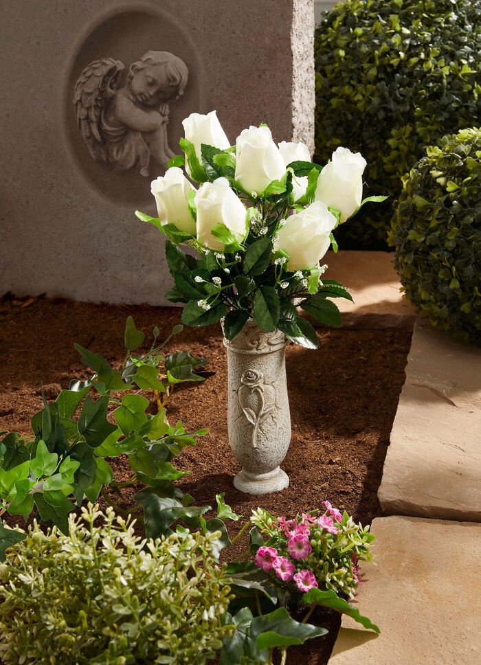 Grafvaas met arrangement 