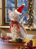 Viltkat op houten voet 