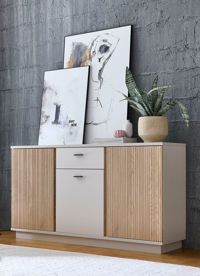 Grote ladekast, 3-deurs 