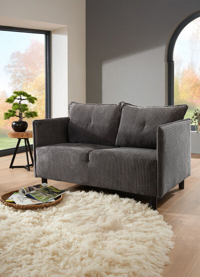 Gestoffeerd meubilair met decoratieve corduroy bekleding 