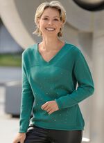 Trui met edelsteenversiering 