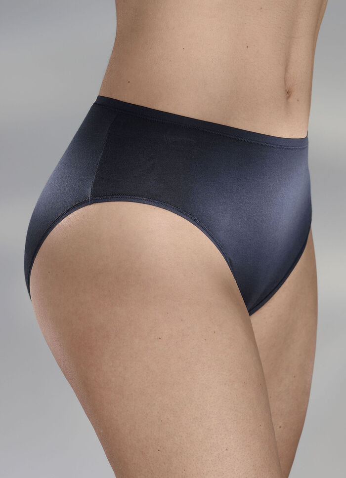 Set van drie Schiesser slips 1X ZWART, 1X MARINE