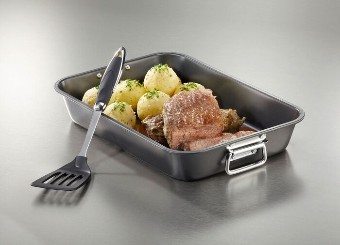 Braadpan voor braden of bakken van robuust koolstofstaal 