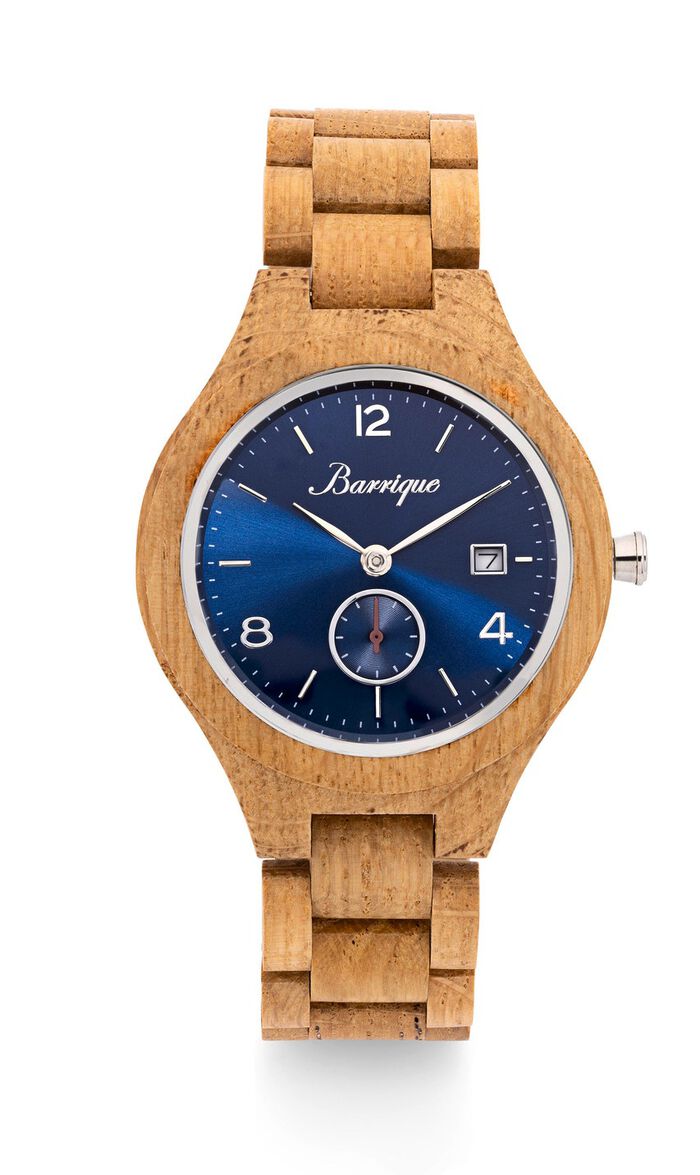 Uniek herenhorloge gemaakt van eikenhout 