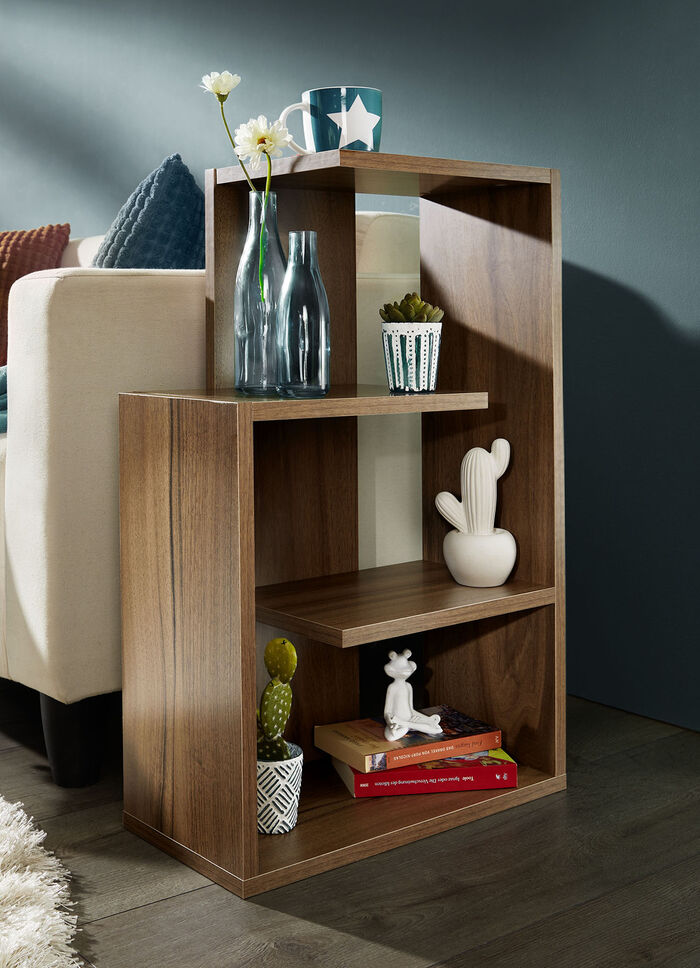 Bijzettafel, ook te gebruiken als boekenplank NOTENBOOM