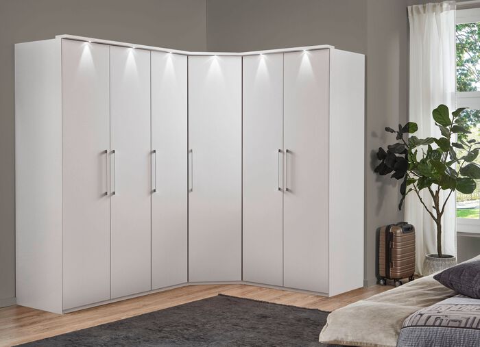 Moderne Kleiderschrank aus deutscher Herstellung 