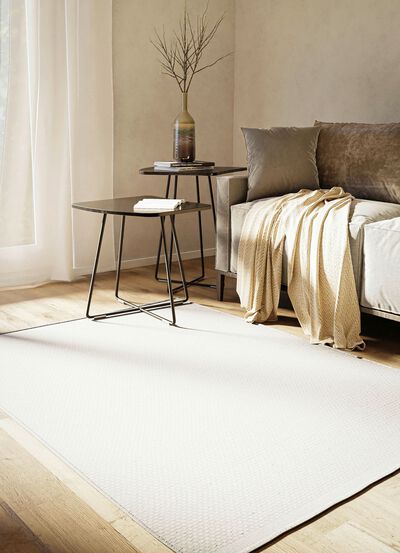 Bruggen en tapijten gemaakt van vochtregulerende natuurlijke vezels 