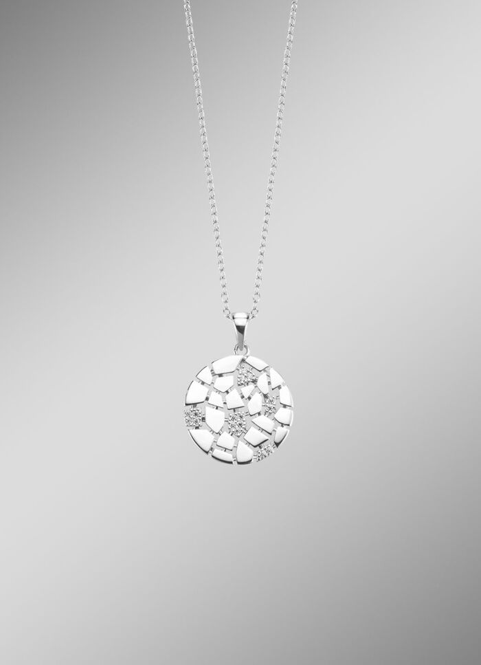 Moderne hanger met synthetische zirkonia en ankerketting 